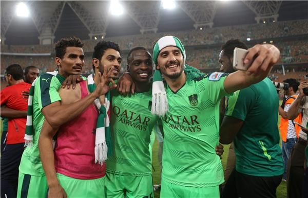 لاعبي الاهلى بعد لقاء الهلال 