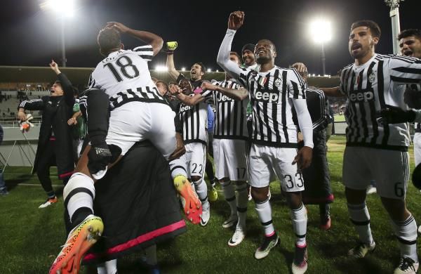 2016-04-24t205733z_163560354_gf10000394328_rtrmadp_3_soccer-italy_reuters