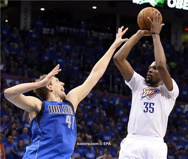 ?i=epa%2fbasketball%2f2016-04%2f2016-04-26-05277509_epa