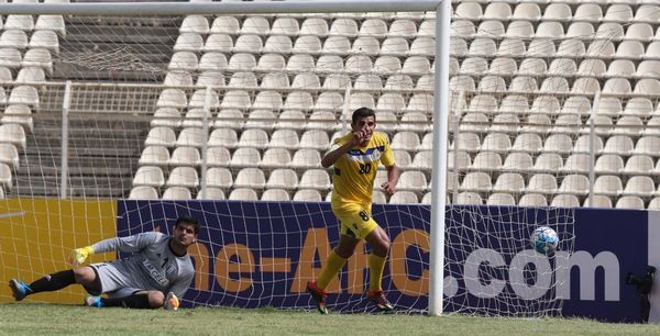 من مباراة العهد مع التين اسير اليوم 