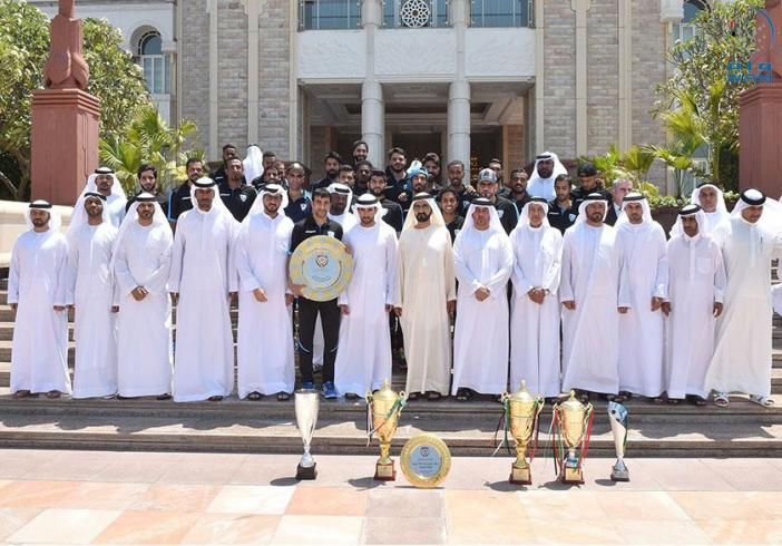 من إستقبال الشيخ محمد بن راشد لفريق حتا