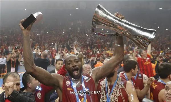 ?i=epa%2fbasketball%2f2016-04%2f2016-04-27-05280275_epa