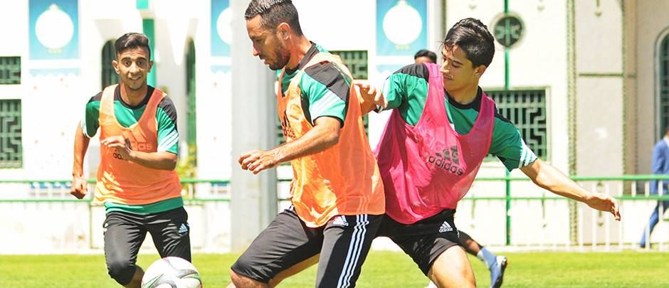 كاروشي فى تدريبات الرجاء