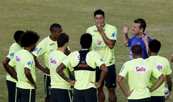 2015-10-10t210232z_2052509370_gf10000240273_rtrmadp_3_soccer-world_reuters