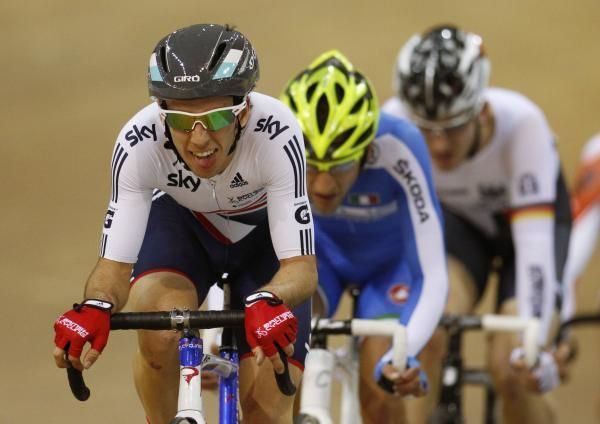 2013-02-22t195108z_462172648_gm1e92n09ca01_rtrmadp_3_cycling-track-world_reuters