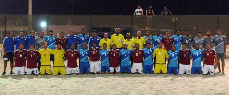 صورة تذكارية تجمع بين منتخب البحرين ومصر