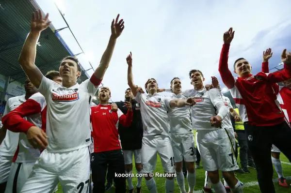 ?i=reuters%2f2016-04-29%2f2016-04-29t191103z_2015871457_lr1ec4t1ha5dp_rtrmadp_3_soccer-germany_reuters