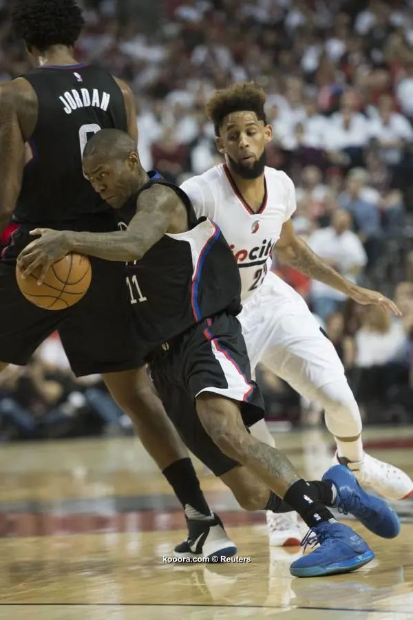 ?i=reuters%2f2016-04-30%2f2016-04-30t041304z_996051886_nocid_rtrmadp_3_nba-playoffs-los-angeles-clippers-at-portland-trail-blazers_reuters