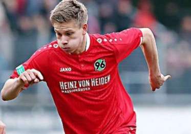 نيكلاس فييرابيند