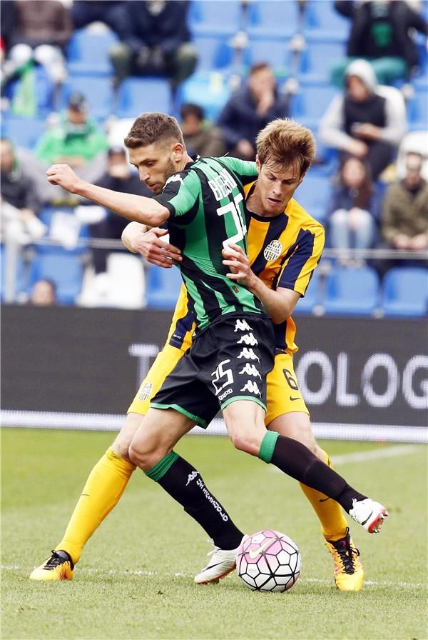 من لقاء ساسولو و هيلاس فيرونا 