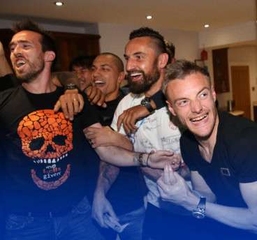 فرحة اللاعبون من بيت فاردي