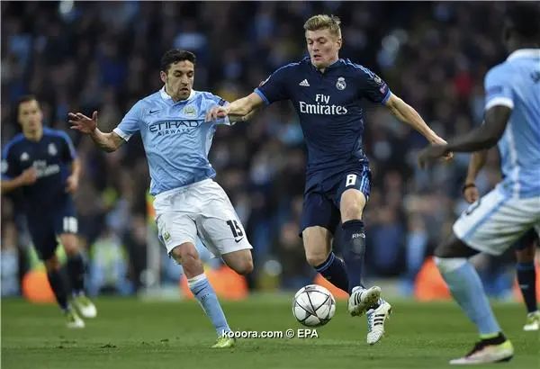 ?i=epa%2fsoccer%2f2016-04%2f2016-04-26%2f2016-04-26-05278763_epa