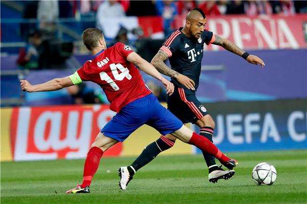 من لقاء الذهاب بين الفريقين