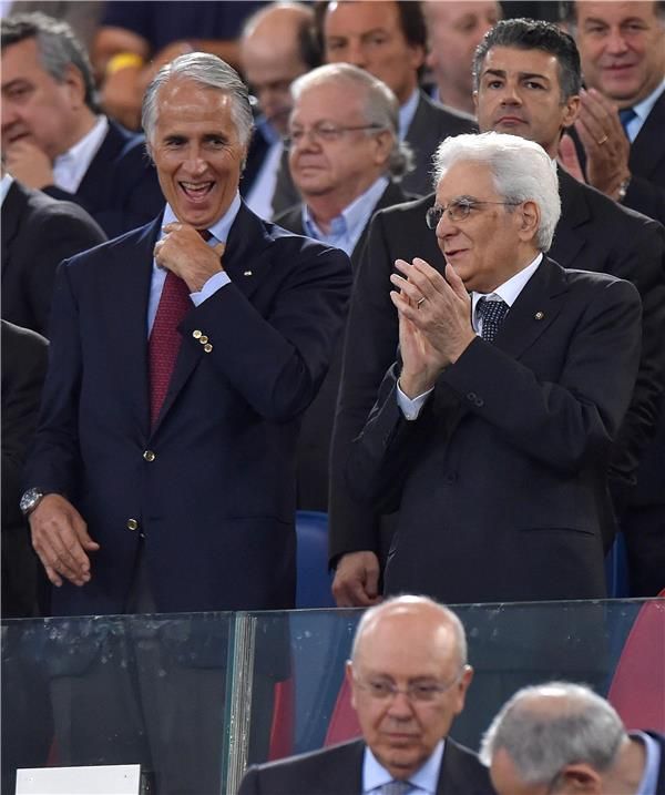 الرئيس الايطالي خلال حضوره احدى المباريات