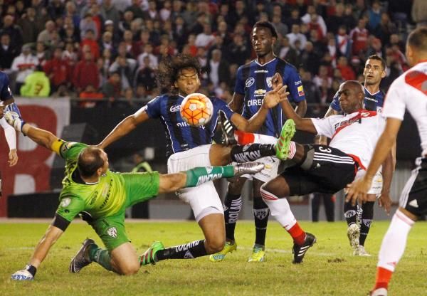 2016-05-05t000201z_40536743_s1betcetgraa_rtrmadp_3_soccer-libertadores_reuters