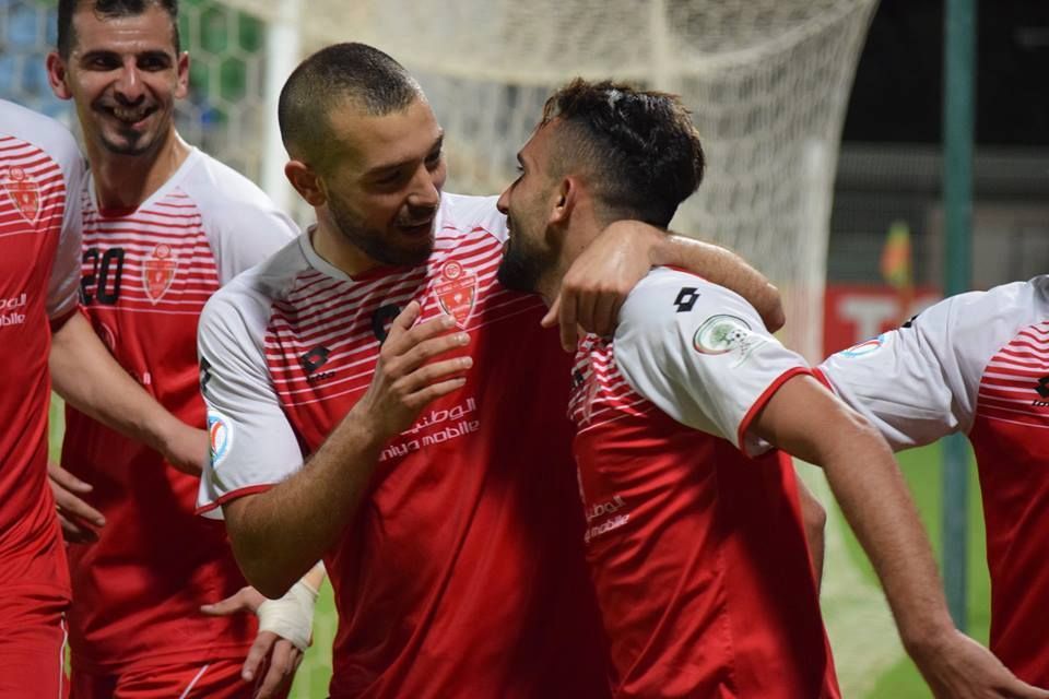 فرحة لاعبي اهلي الخليل بالفوز على الخضر