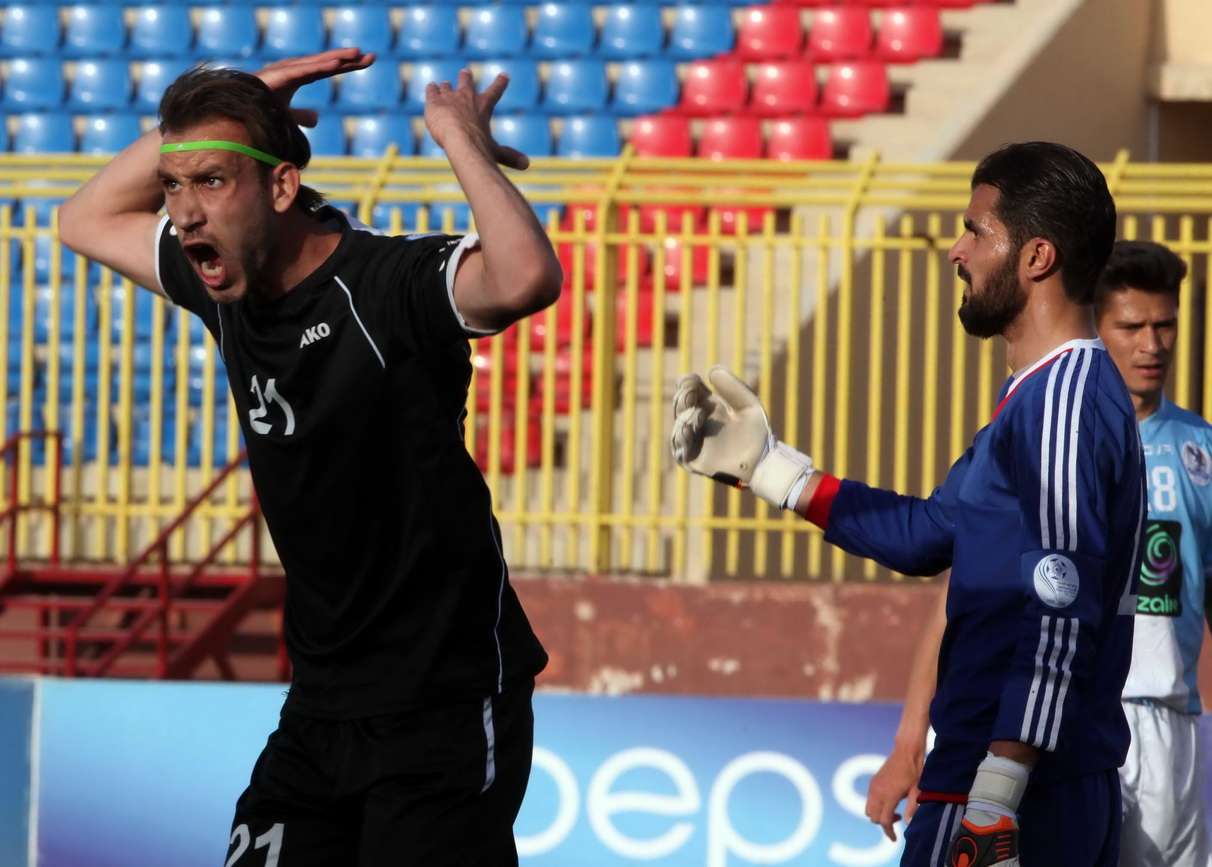  فرحة لاعبي البقعة بالبقاء