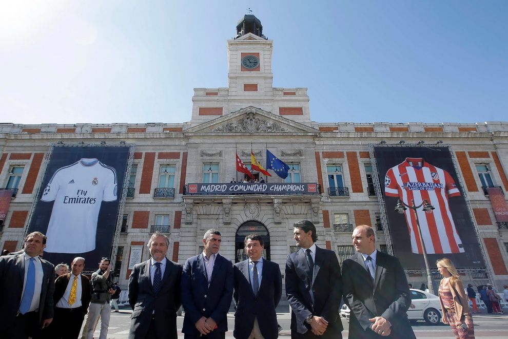 مبنى ريال كاسا دي كوريوس