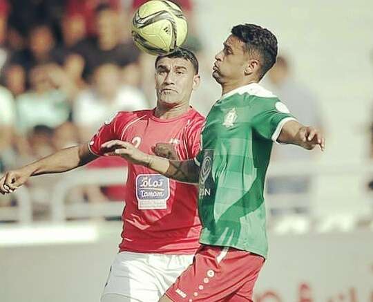 علي ذيابات خلال مشاركته الجزيرة أمام الوحدات