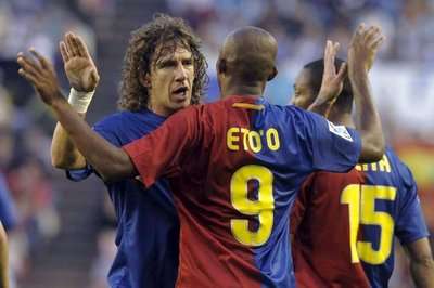 فرحة لاعبي برشلونة بهدف الفوز