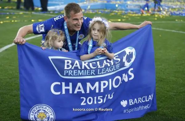 ?i=reuters%2f2016-05-07%2f2016-05-07t195112z_105652272_mt1aci14373288_rtrmadp_3_soccer-england-lei-eve_reuters