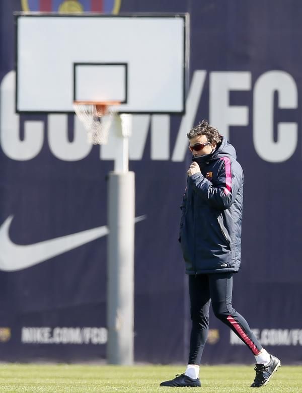 2015-03-17t112857z_1476354324_gm1eb3h1i1w01_rtrmadp_3_soccer-champions-barcelona_reuters