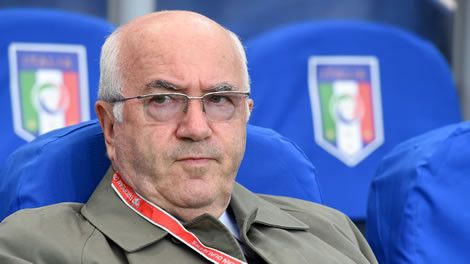 كارلو تافيكيو