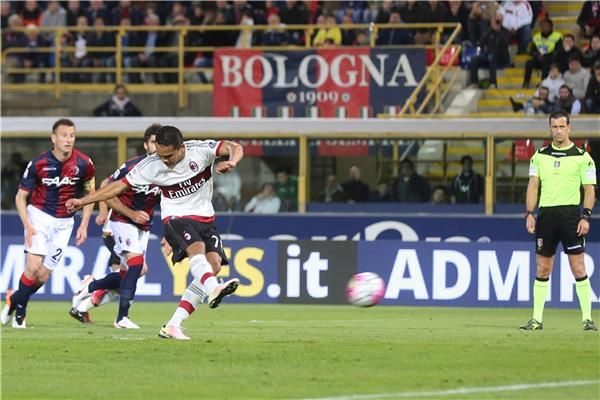 من مباراة بولونيا وميلان