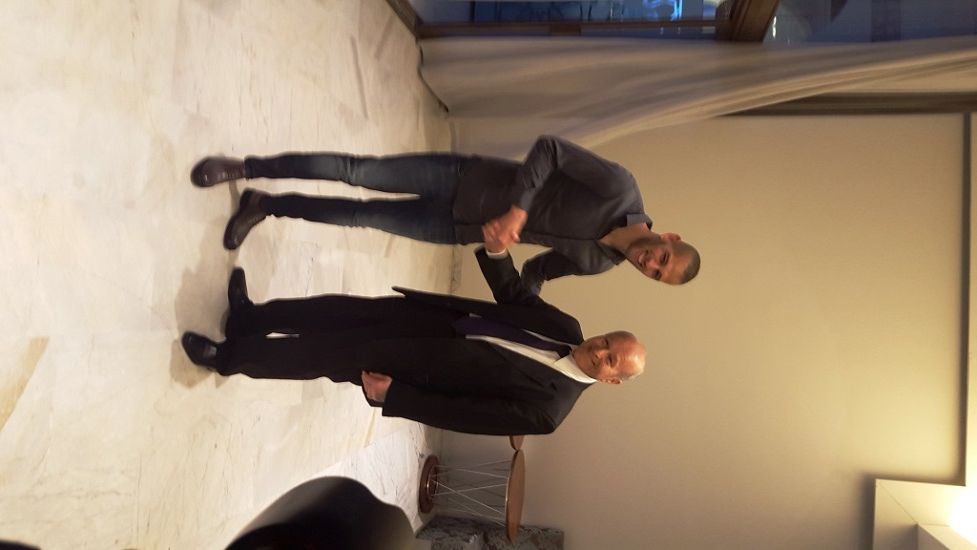 سليمانى رفقة رجل الاعمال ربراب فى حفل توقيع عقد رعاية مع اللاعب