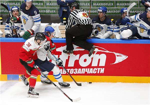 من مباراة فنلندا والمجر