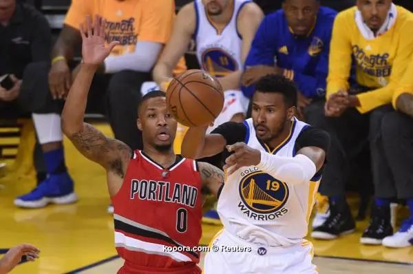 ?i=reuters%2f2016-05-12%2f2016-05-12t031354z_409176528_nocid_rtrmadp_3_nba-playoffs-portland-trail-blazers-at-golden-state-warriors_reuters