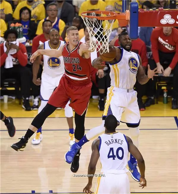 ?i=epa%2fbasketball%2f2016-05%2f2016-05-12-05300627_epa