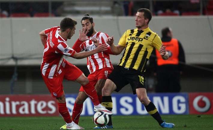 من أرشيف مباريات الفريقين