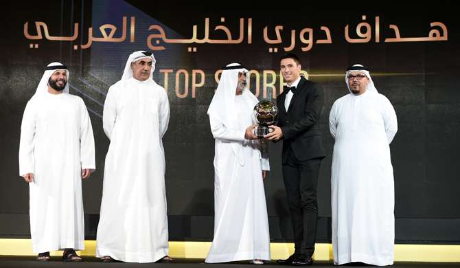 تتويج سبيستيان تيجالي