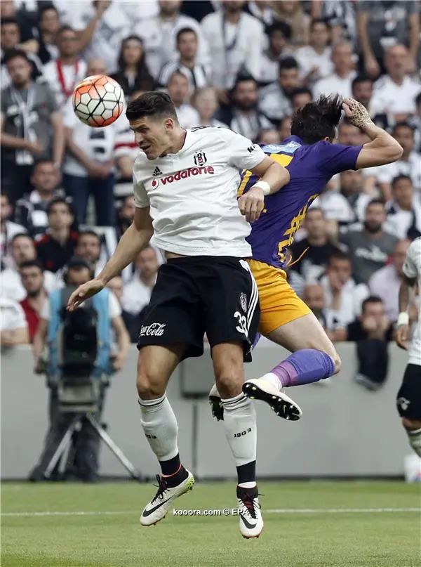 ?i=epa%2fsoccer%2f2016-05%2f2016-05-15%2f2016-05-15-05308239_epa