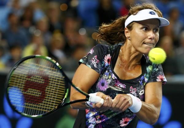 2016-01-23t125155z_494267014_sr1ec1n0zpn9r_rtrmadp_3_tennis-open_reuters