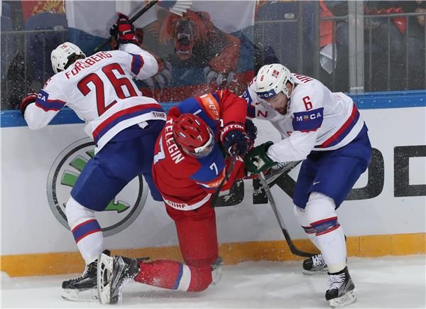 من مباراة روسيا والنرويج