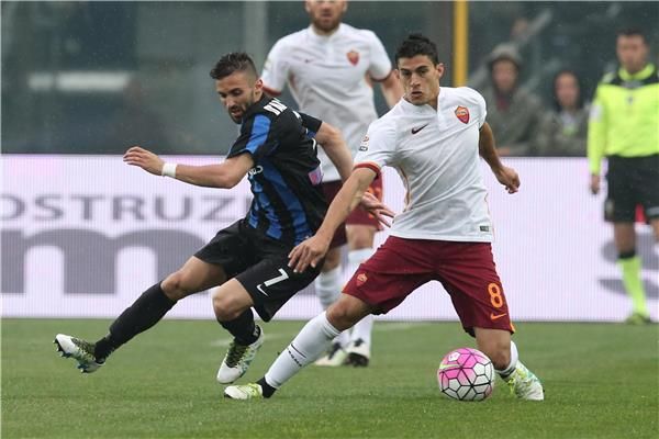  دييجو بيروتي في مباراة فريقه أمام أتلانتا