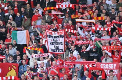 جماهير ليفربول تحتفل بالفوز