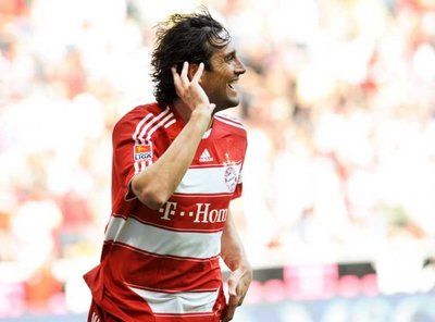 لوكا توني لاعب فريق بايرن ميونخ