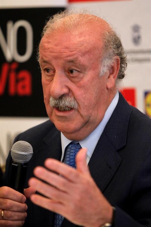 ديل بوسكي فى المؤتمر الصحفى 