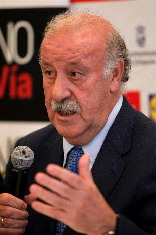 ديل بوسكي فى المؤتمر الصحفى