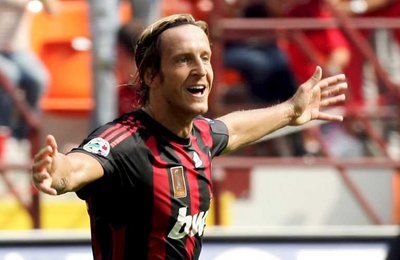 أمبروسيني .. القائد الأول للميلان بعد باولو مالديني