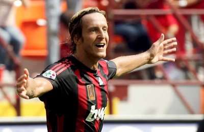 أمبروسيني .. القائد الأول للميلان بعد باولو مالديني
