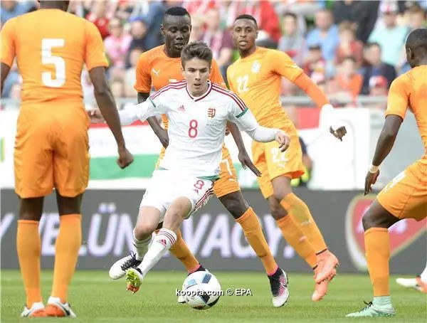 ?i=epa%2fsoccer%2f2016-05%2f2016-05-20%2f2016-05-20-05320078_epa