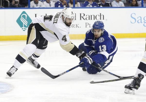 2016-05-21t033317z_1608631895_nocid_rtrmadp_3_nhl-stanley-cup-playoffs-pittsburgh-penguins-at-tampa-bay-lightning_reuters
