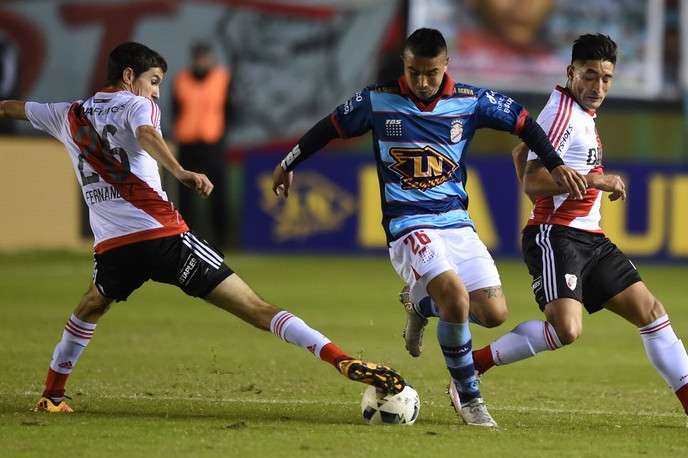 من مباراة أرسنال ساراندي وريفر بليت