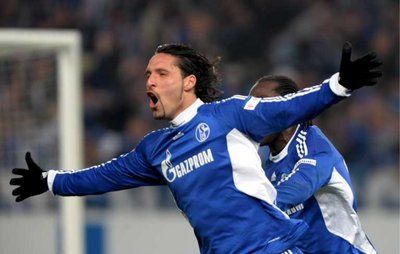 الألماني كيفن كوراني مهاجم شالكة