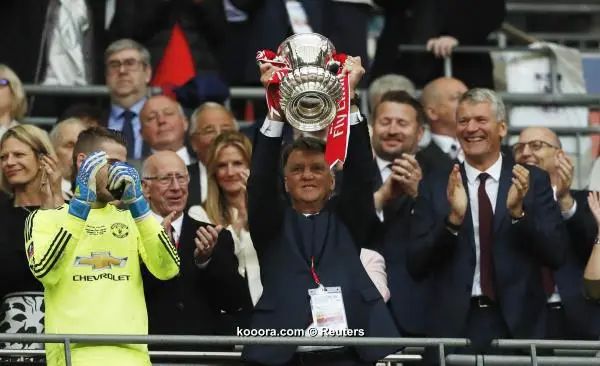 ?i=reuters%2f2016-05-21%2f2016-05-21t193105z_106860665_mt1aci14396571_rtrmadp_3_soccer-england-cry-munfacupfinal_reuters