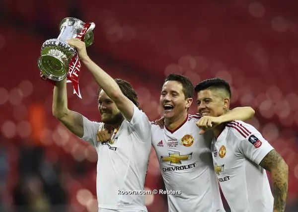?i=reuters%2f2016-05-21%2f2016-05-21t193251z_106860771_mt1aci14396580_rtrmadp_3_soccer-england-cry-munfacupfinal_reuters